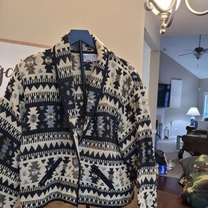 Western Vintage Jacket. Plus  Size, Black and Cream Patterned.